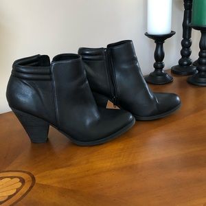 Mia boots